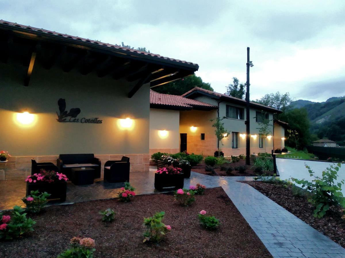 Complejo Turistico Les Cotolles Apartment Cangas de Onis Luaran gambar